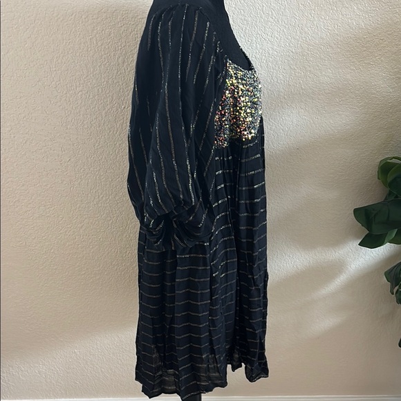 By Together Black Metallic Sequins Balloon Sleeved Smocked Mini Dress 0130 - Picture 6 of 11